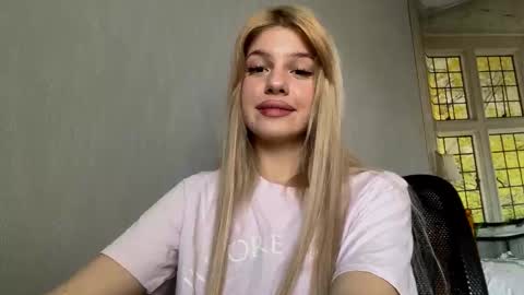 Evelina online show from 11.15.25