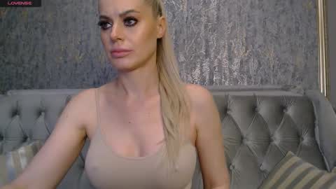 Helen online show from 03.21.26