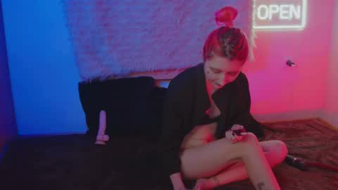 Snapshot of bloom_fairy chatting on 02.06.26 Bloom online show from 02.06.26