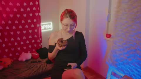 Snapshot of bloom_fairy chatting on 02.15.26 Bloom online show from 02.15.26