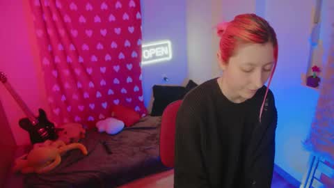 Snapshot of bloom_fairy chatting on 02.17.26 Bloom online show from 02.17.26