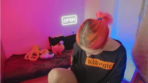 Snapshot of bloom_fairy chatting on 02.22.26 Bloom online show from 02.22.26