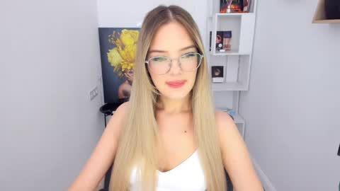 Sophia online show from 01.28.25