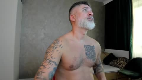 Snapshot of blowmyxxl chatting on 12.10.24 Nico online show from 12.10.24