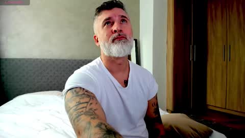 Snapshot of blowmyxxl chatting on 02.18.25 Nico online show from 02.18.25