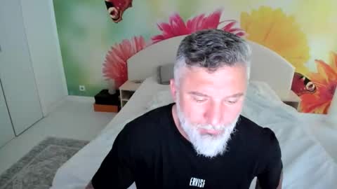 Snapshot of blowmyxxl chatting on 11.27.25 Nico online show from 11.27.25