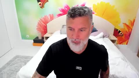 Snapshot of blowmyxxl chatting on 11.29.25 Nico online show from 11.29.25