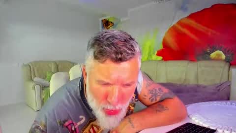 Snapshot of blowmyxxl chatting on 01.10.26 Nico online show from 01.10.26