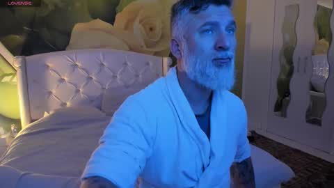 Snapshot of blowmyxxl chatting on 01.11.26 Nico online show from 01.11.26