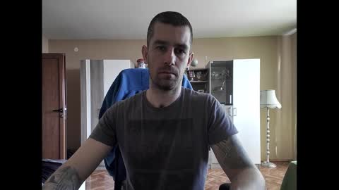 Snapshot of blue_eyed_wolf chatting on 02.26.25 Runaway online show from 02.26.25