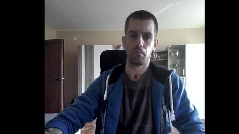 Snapshot of blue_eyed_wolf chatting on 10.22.25 Runaway online show from 10.22.25