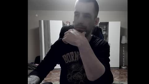 Snapshot of blue_eyed_wolf chatting on 02.01.26 Runaway online show from 02.01.26