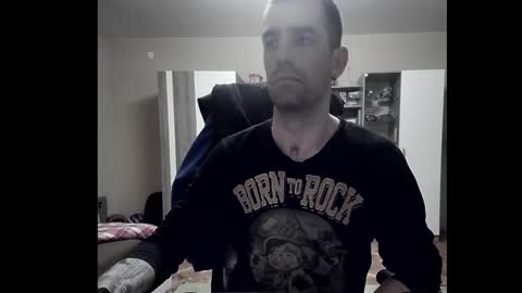 Snapshot of blue_eyed_wolf chatting on 02.06.26 Runaway online show from 02.06.26