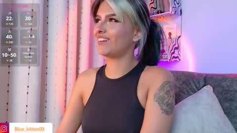 blue_kittenn online show from 11.11.25