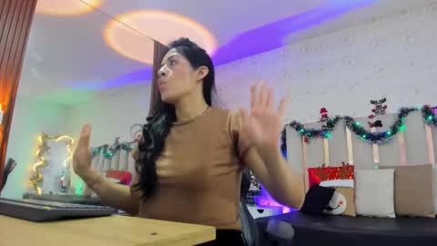 blue_tay1 online show from 12.21.25