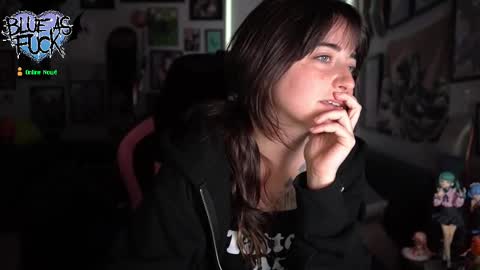 Blue online show from 10.02.25