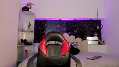            online show from 02.06.25