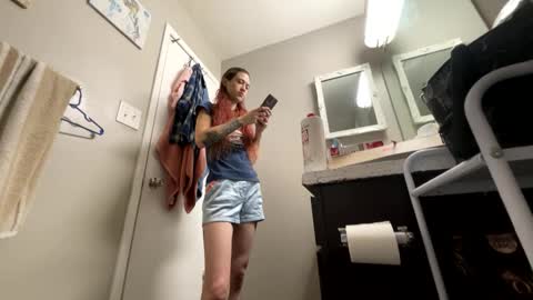 bluebloodednorsewitch online show from 10.09.25