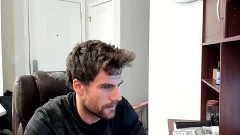 Snapshot of bluecollarhunk chatting on 12.21.25 BlueCollarHunk online show from 12.21.25