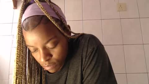 Tee online show from 03.11.25