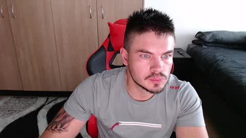 blueeyeboy0 online show from 01.15.25