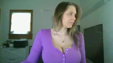 BlueEyedDDVixen online show from 02.03.26
