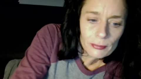 Snapshot of blueeyedlie chatting on 01.04.25 Blueeyedlie online show from 01.04.25