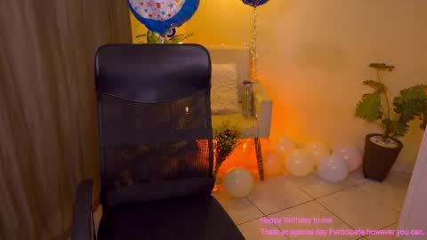 FLORAA online show from 04.10.26