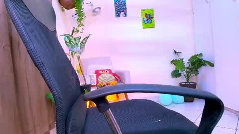FLORAA online show from 04.16.26