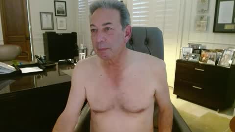 Snapshot of blueisles chatting on 02.14.26 blueisles online show from 02.14.26