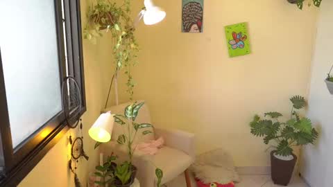 FLORAA online show from 02.09.25