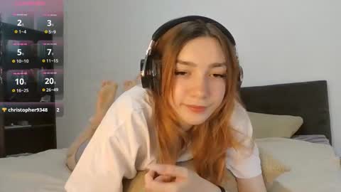 Snapshot of blush_lover chatting on 09.20.25 Kate online show from 09.20.25