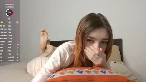 Snapshot of blush_lover chatting on 10.21.25 Kate online show from 10.21.25