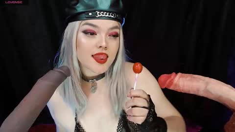 Snapshot of boahancock_ chatting on 10.21.25 Andy online show from 10.21.25