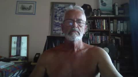 Bobbgud online show from 04.12.26