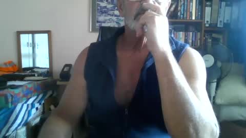 Snapshot of bobbgud chatting on 08.02.26 Bobbgud online show from 08.02.26