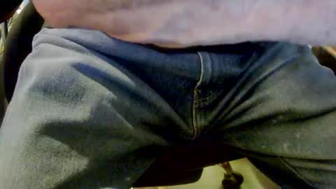 Snapshot of bobbie420_ chatting on 10.21.25 bobbie420_ online show from 10.21.25