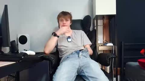 bobby72738 online show from 12.16.25