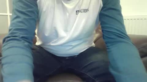 bobby_113 online show from 04.15.26