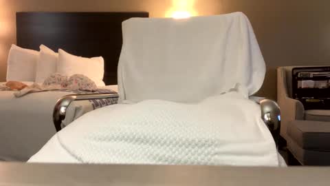 bobbyjune66 online show from 12.14.24