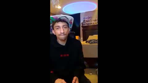 Snapshot of bodyyattiyatti chatting on 01.17.26 Sailorartemis online show from 01.17.26