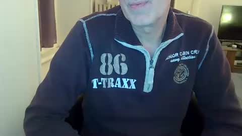 Snapshot of bogus25 chatting on 02.01.26 bogus25 online show from 02.01.26