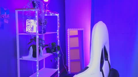 ALEXPVT IS OPEN online show from 02.08.25