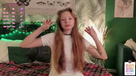 Snapshot of boldbutterfly chatting on 11.07.25 Kira online show from 11.07.25