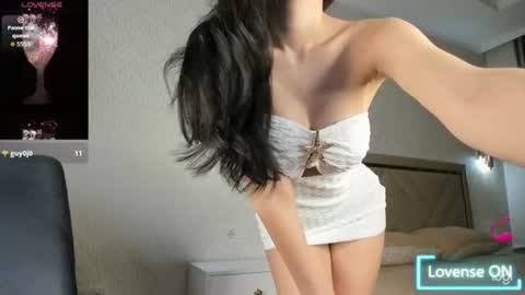 Snapshot of bolo_yang chatting on 07.25.26 ask me online show from 07.25.26