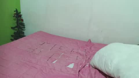 bombastic_darla online show from 10.27.25