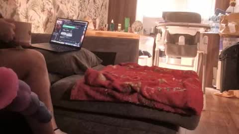 Snapshot of bombelelelek chatting on 02.06.26 DeeDeeAndDexter online show from 02.06.26