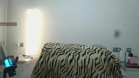 Lucy online show from 04.02.26