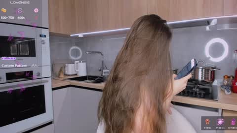 Olly online show from 12.07.24