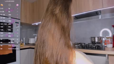 Olly online show from 12.14.24